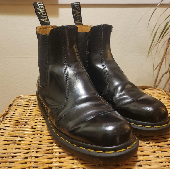 2976 vintage Dr. Marten made in England Chelsea boots -black size M8/W9 - Picture 2 of 14